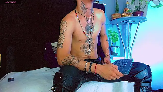 Chat XXX en directo de HannibalLester