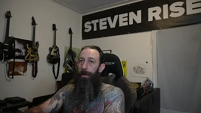 Chat XXX en directo de StevenRiseNYC