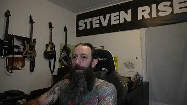 StevenRiseNYC Adlı Modelin Canlı XXX Sohbeti