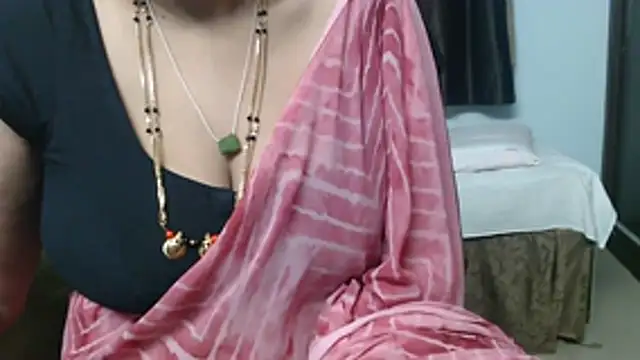 sunitha-3 live XXX chat