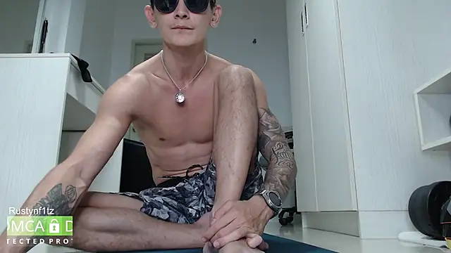 Rustynf1tz_ Adlı Modelin Canlı XXX Sohbeti