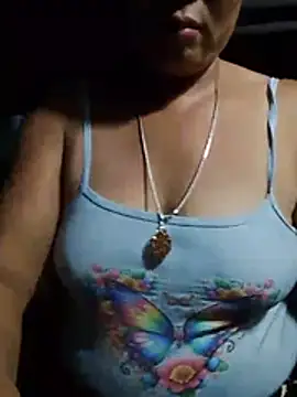 NyloveSquirt's Live XXX Chat