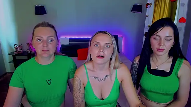 Онлайн чат XXX MagicEyess