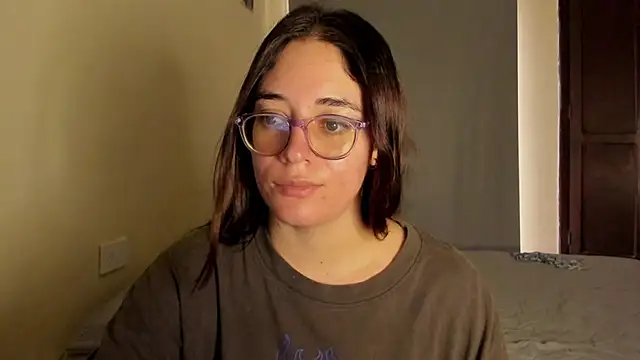 atenas_05_'s Live XXX Chat