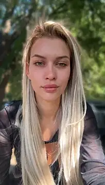 KikiWatson Chat XXX in diretta