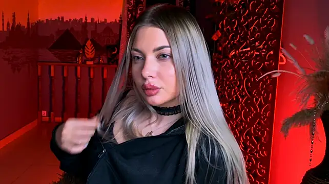 HyileyClark Chat XXX in diretta