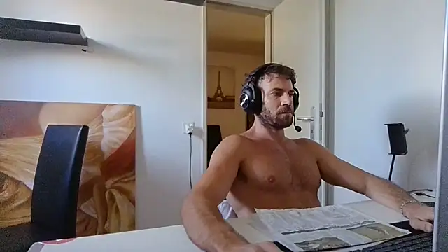 alpha-hunk Live XXX-chat