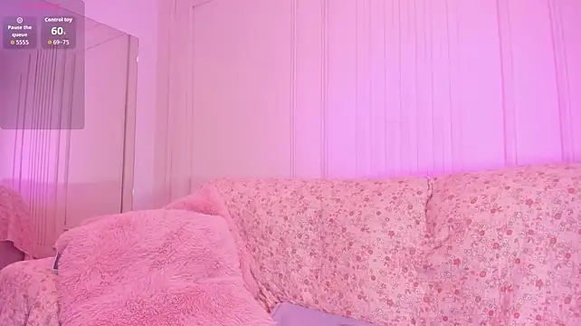 Chat +18 de Lia-Monroe ao vivo