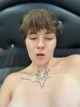 IceMur – Naživo XXX chat