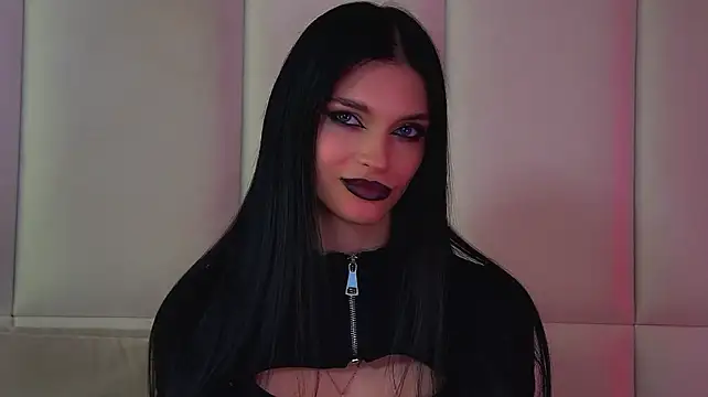 BeverlyMost's Live XXX Chat