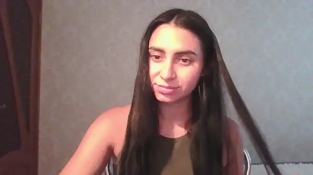 Kashtanka_ Adlı Modelin Canlı XXX Sohbeti
