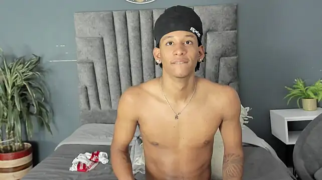 Ted_Ruskin's Live XXX Chat