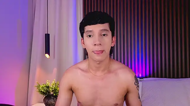 JacoboSwam's Live XXX Chat