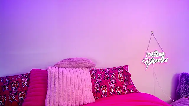 CamirynVale Live XXX-Chat