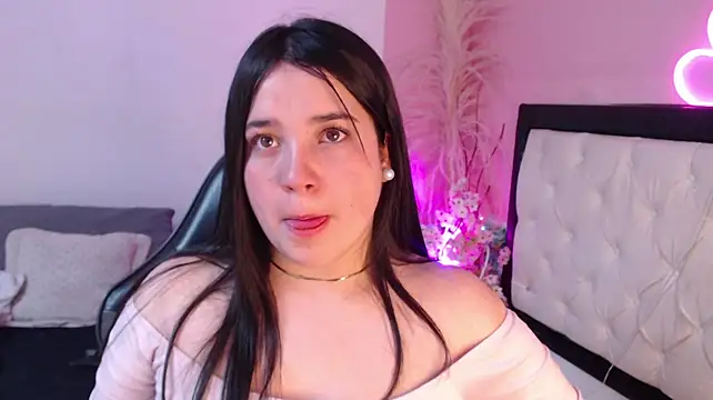 Julieth_Caandy – Live XXX-chat