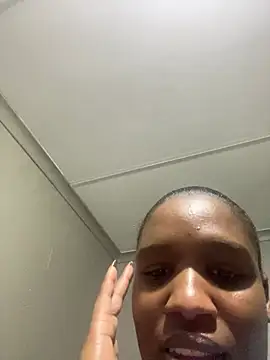 Kinkyy_'s Live XXX Chat