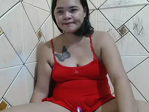 SweetsquirtingcuumAnaX Chat XXX in diretta