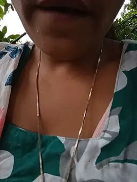 Show de webcam de YOURBHABI143