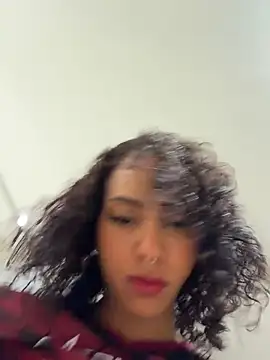 LizStorm_ Adlı Modelin Canlı XXX Sohbeti