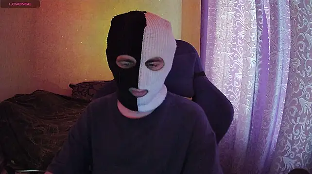 צ'אט XXX בשידור חי של ZXCENSORED-