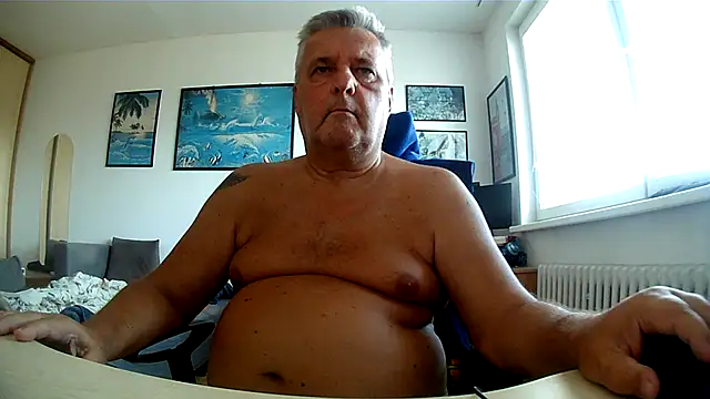 XXX chat uživo modela Robert_SK1