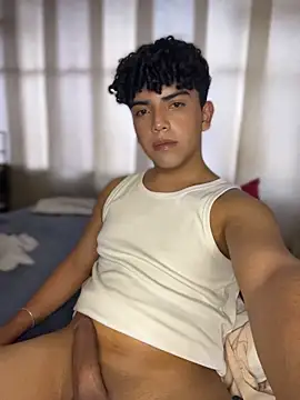 Kairoo_ XXX чат на живо