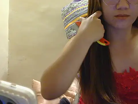 Lovelyclaya's Live XXX Chat