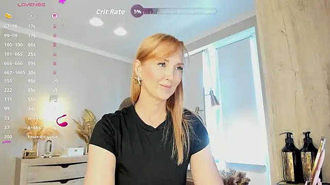 HotyPlays' Live XXX Chat