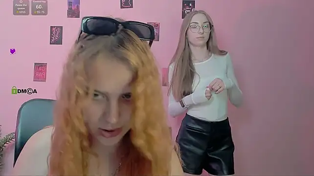roxy_starr_'s Live XXX Chat