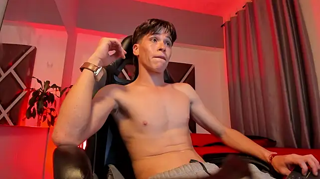 Axel_Royce élő XXX-chatje