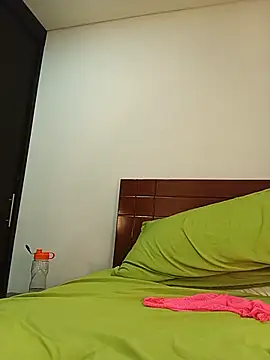 MiaIsabela_'s Live XXX Chat