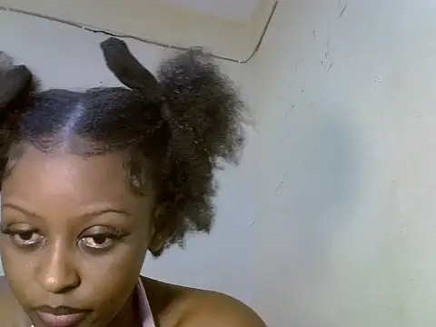 ebony_petite9 即時 XXX 聊天