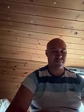 annubis69 Adlı Modelin Canlı XXX Sohbeti