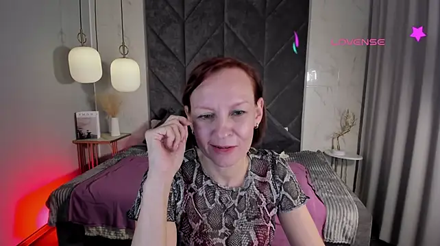 NikaGentle's Live XXX Chat