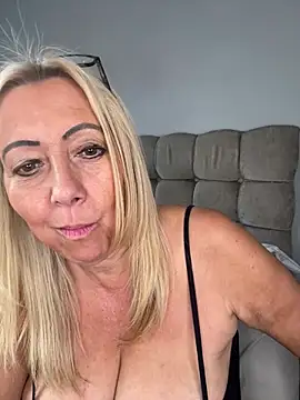CocoJadeXn Live XXX chat