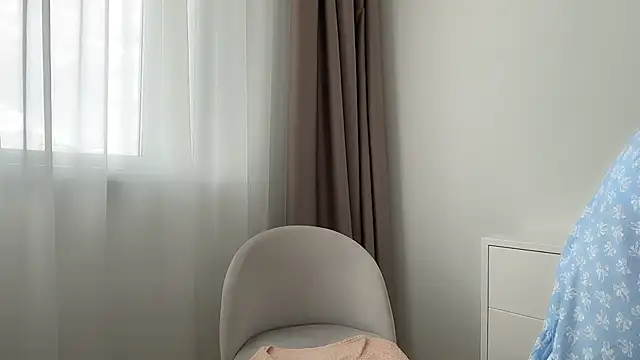 ShySchoolGirl's Live XXX Chat