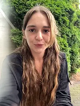 DirtyyoungIna Live XXX Chat