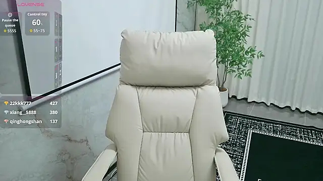 LUNYI-CC live XXX chat