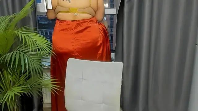 Chat +18 de NikkiSummer ao vivo