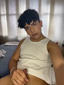XXX chat uživo modela Kairoo_