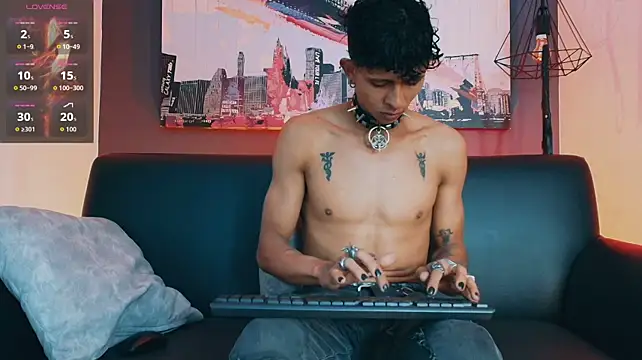 Онлайн чат XXX Maximoking26
