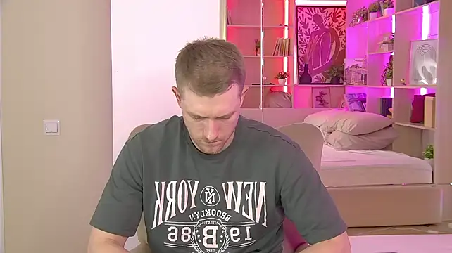 Онлайн чат XXX EthanPinkman