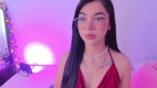 RoseCassie's Live XXX Chat