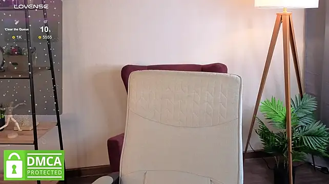 Lili_Torin's Live XXX Chat