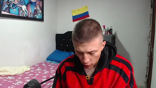 Chat XXX en directo de Stiiveen777