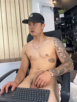 Alexander_ferre: онлайн-секс-чат