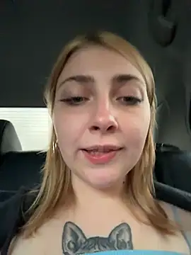 Chatroom XXX en direct de Sunny___Bunny