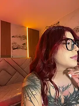 Red_Bunny_v Adlı Modelin Canlı XXX Sohbeti