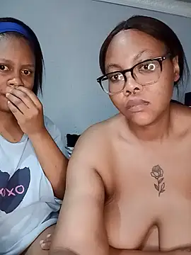 ShantelBootyBoobs' Webcam Show