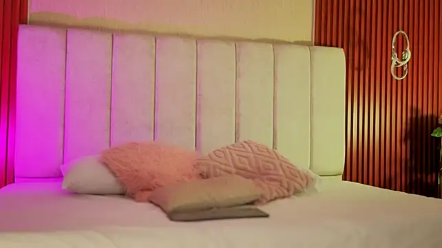 SofiaCortes4's Live XXX Chat